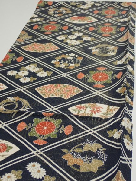 Photo3: 1L02z70  Japanese Kimono Silk  FABRIC Flowers Dark navy 48.4x14.2 (3)
