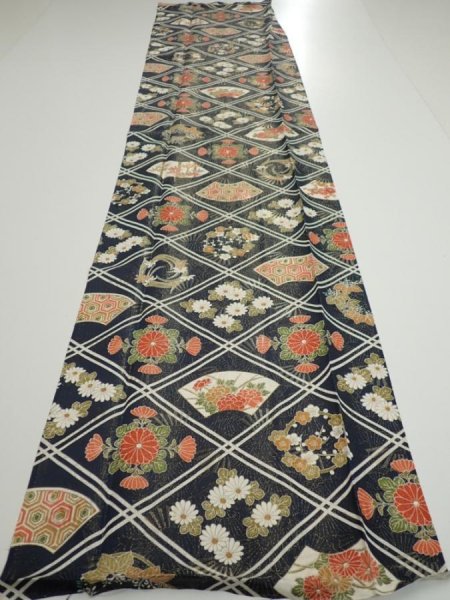 Photo5: 1L03z90  Japanese Kimono Silk  FABRIC Flowers Dark navy 61.0x14.2 (5)