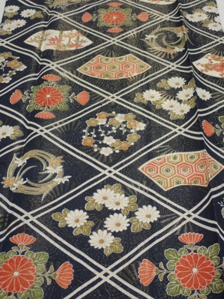 Photo1: 1L04z90  Japanese Kimono Silk  FABRIC Flowers Dark navy 61.4x14.2 (1)