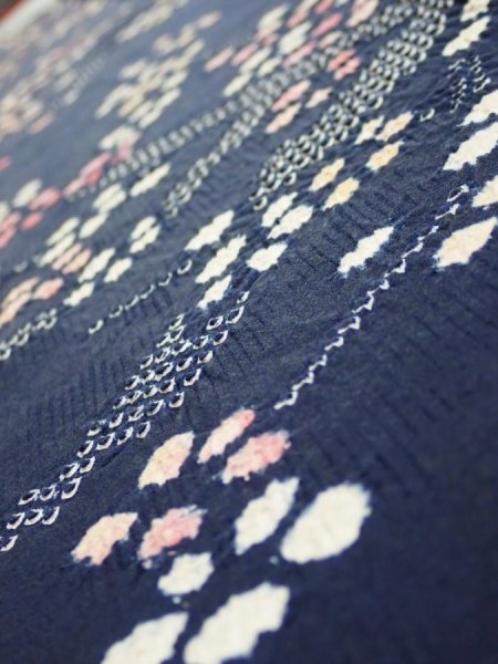 Photo3: 1L09z50  Japanese Kimono Silk  FABRIC Plum branch Dark navy 56.3x6.9 (3)