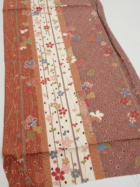 Photo2: 1L02z50  Japanese Kimono Silk  FABRIC Flowers Brown 43.7x14.4 (2)
