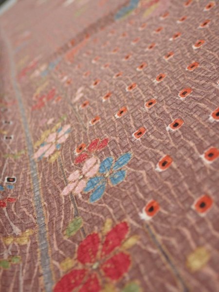 Photo4: 1L07z40  Japanese Kimono Silk  FABRIC Flowers Brown 61.4x7.3 (4)