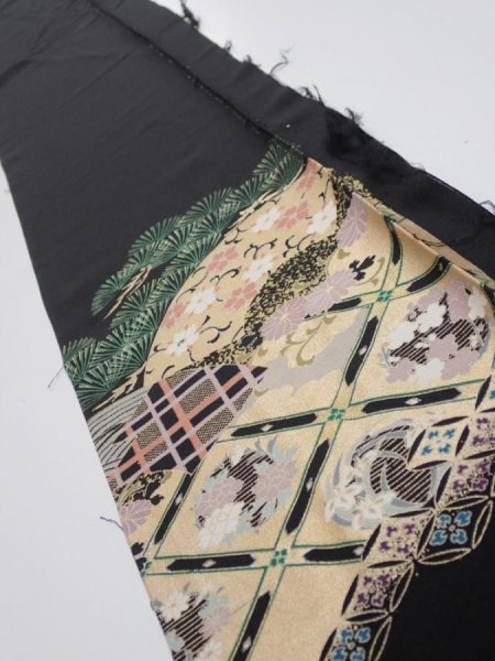 Photo1: 2A05z50  Japanese Kimono Silk  FABRIC Pine Black 62.2x8.1 (1)