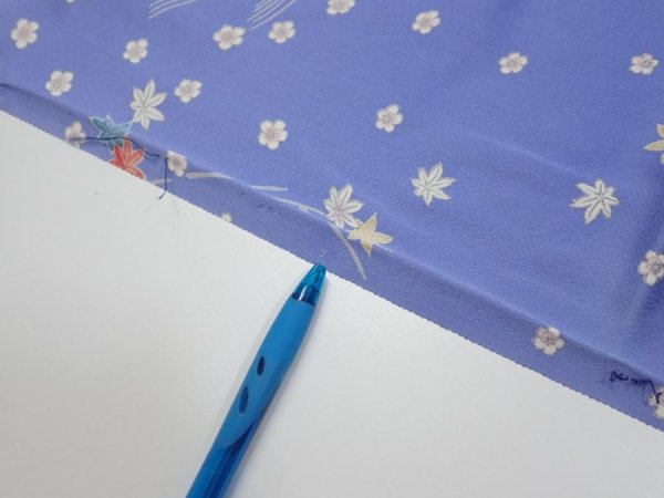 Photo7: 1K02z60  Japanese Kimono Silk  FABRIC Flowers Blue 40.2x14.8 (7)