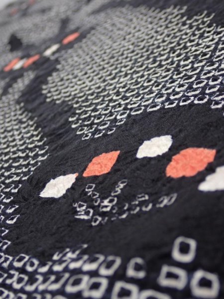 Photo5: 1K02z50  Japanese Kimono Silk SHIBORI FABRIC Plum branch Black 43.3x14.6 (5)