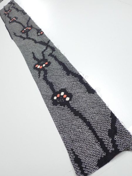 Photo1: 1K07z40  Japanese Kimono Silk SHIBORI FABRIC Plum branch Black 63.0x7.7 (1)