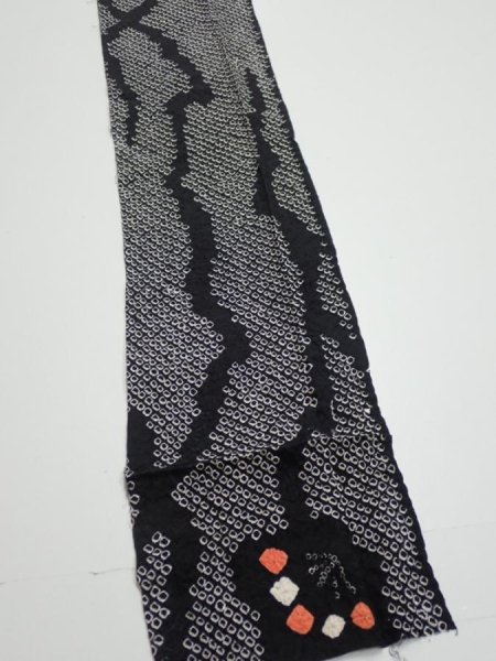 Photo3: 1K09z50  Japanese Kimono Silk SHIBORI FABRIC Plum branch Black 87.4x6.7 (3)