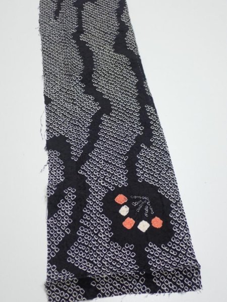 Photo3: 1K10z20  Japanese Kimono Silk SHIBORI FABRIC Plum branch Black 38.6x6.9 (3)