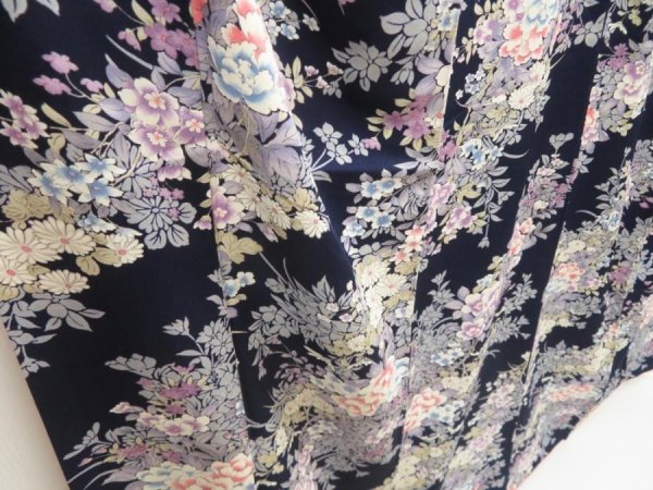 Photo3: 5710T06z910  Japanese Kimono Silk KOMON Flowers Dark navy (3)