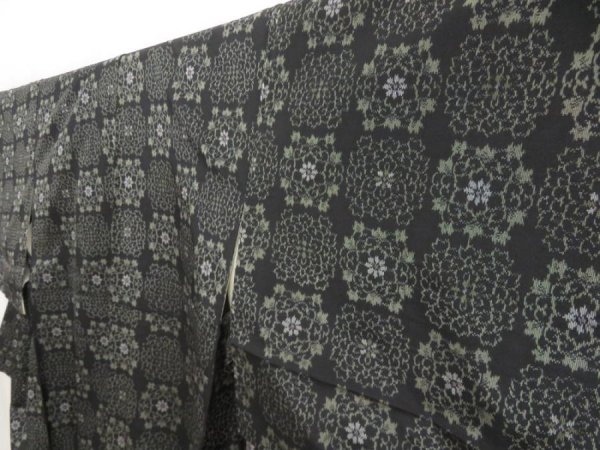 Photo2: 5726T10z670 Vintage Japanese Kimono Silk OSHIMA TSUMUGI Flower Black (2)