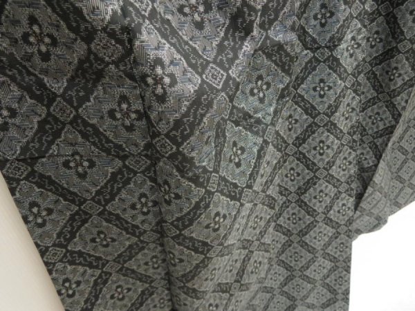 Photo3: 5726T14z670 Vintage Japanese Kimono Silk OSHIMA TSUMUGI  Black (3)