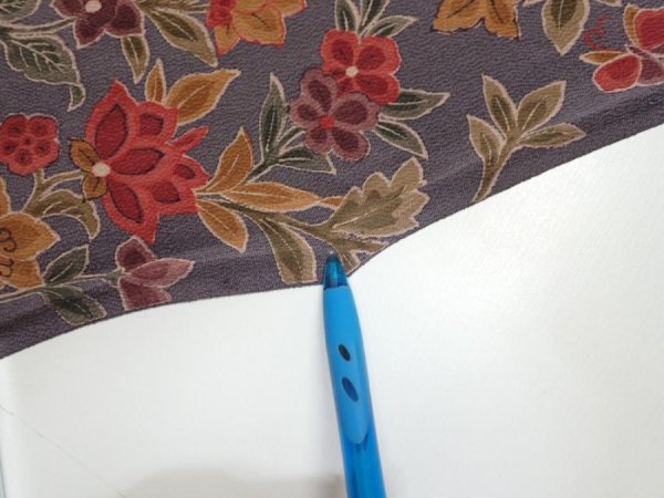 Photo7: 1G01z70  Japanese Kimono Crepe Silk  FABRIC Flowers Purple-Gray 42.9x14.0 (7)