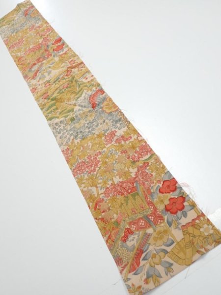 Photo1: 2Q10z30  Japanese Kimono Silk  FABRIC Royal cart Light brown-gray 41.7x6.7 (1)