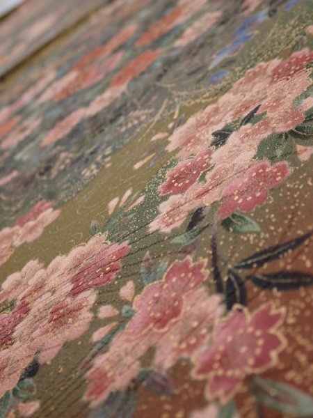 Photo4: 2W02z40  Japanese Kimono Silk  FABRIC Flowers Dark olive 38.6x14.2 (4)