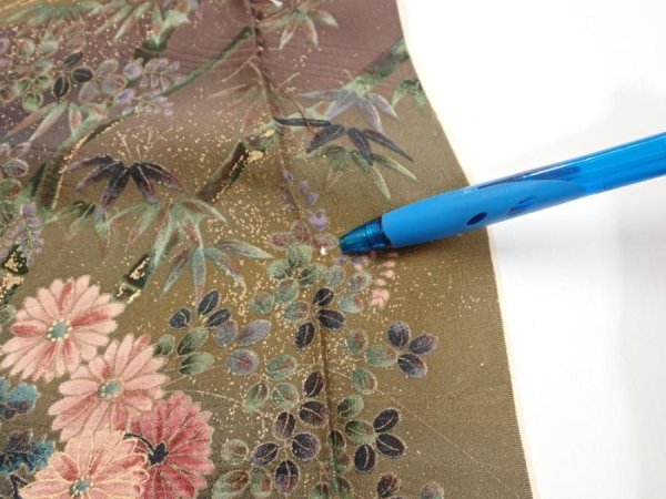 Photo7: 2W05z60  Japanese Kimono Silk  FABRIC Flowers Dark olive 63.0x14.2 (7)
