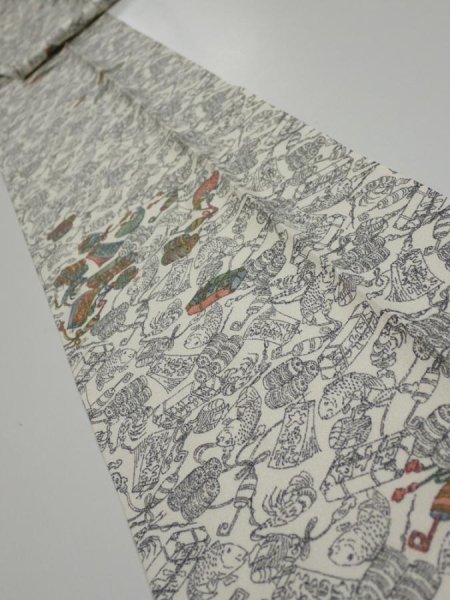 Photo1: 2W09z60  Japanese Kimono Silk  FABRIC Sea bream Off-white 87.0x7.1 (1)