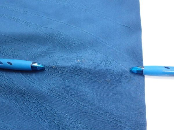 Photo7: 2M02z60  Japanese Kimono Silk  FABRIC Stream Dark blue 42.5x14.4 (7)