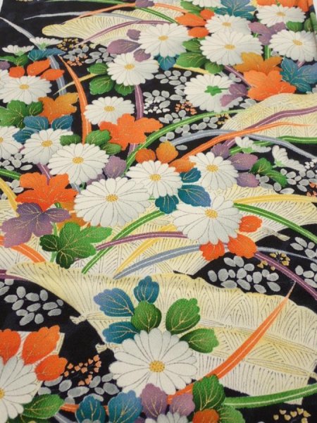 Photo1: 2M01z80  Japanese Kimono Crepe Silk  FABRIC Flowers Black 46.5x14.4 (1)