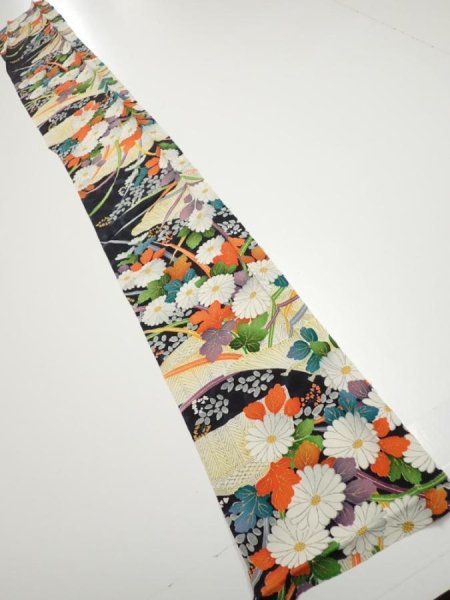 Photo5: 2M08z50  Japanese Kimono Crepe Silk  FABRIC Flowers Black 60.6x7.5 (5)