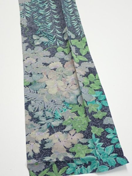 Photo3: 1J10z30  Japanese Kimono Silk  FABRIC Plants Navy-Gray 38.6x6.9 (3)