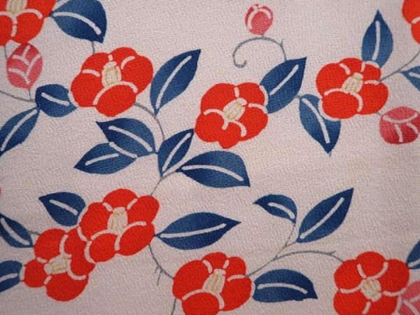 Photo5: 5913T13z910  Japanese Kimono Silk KOMON Camellia Off-white (5)