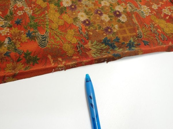 Photo6: 2E02z70  Japanese Kimono Crepe Silk  FABRIC Flowers Dark orange 42.1x14.4 (6)