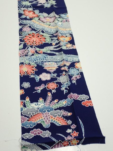 Photo3: 2E10z30  Japanese Kimono Silk  FABRIC Bird, Flowers Dark navy 36.6x7.1 (3)
