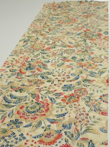 Photo2: 2E04z90  Japanese Kimono Silk  FABRIC Flowers Sand beige 59.8x14.6 (2)