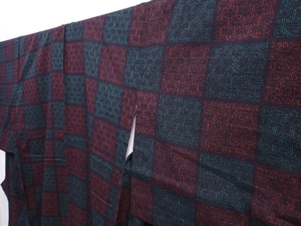Photo2: 5919T11z810 Vintage Japanese Kimono Silk TSUMUGI  Dark red BLACK GREEN (2)