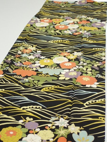 Photo3: 4B03z100  Japanese Kimono Silk  FABRIC Flowers, Wave Black 61.4x14.0 (3)