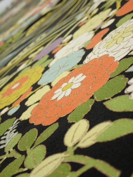 Photo4: 4B03z100  Japanese Kimono Silk  FABRIC Flowers, Wave Black 61.4x14.0 (4)