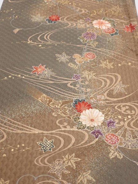 Photo1: 4B01z70  Japanese Kimono Silk  FABRIC Stream, Flowers Brown-Gray 45.3x15.0 (1)