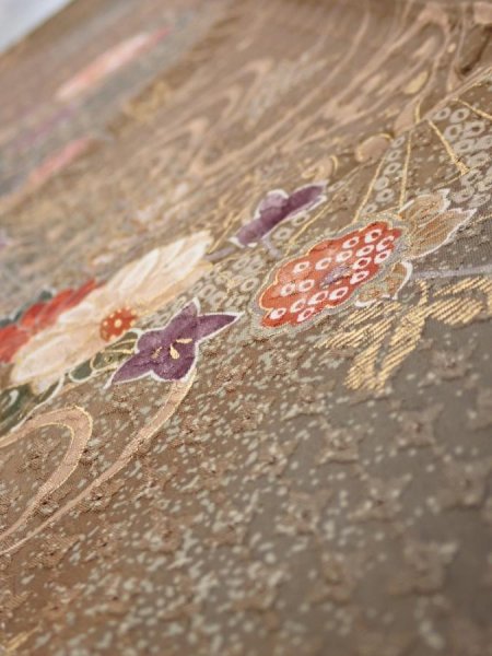 Photo5: 4B10z30  Japanese Kimono Silk  FABRIC Stream, Flowers Brown-Gray 37.4x7.3 (5)