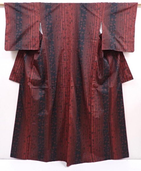 Photo1: 6002T09z800 Vintage Japanese Kimono Silk TSUMUGI Flower Dull red (1)