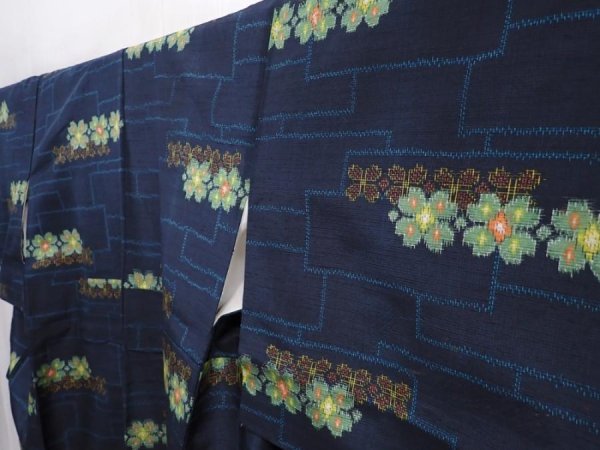 Photo2: 6002T11z780 Vintage Japanese Kimono Silk TSUMUGI Flower Navy (2)