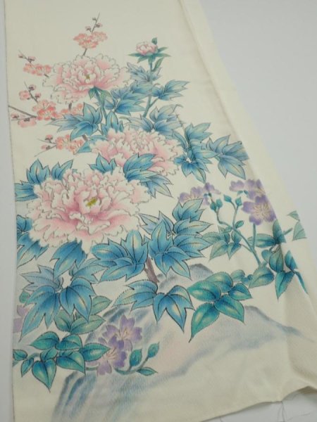 Photo2: 2L01z80  Japanese Kimono Silk  FABRIC Flowers  Off-white 56.3x14.4 (2)