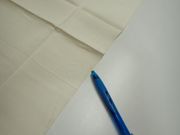 Photo7: 2L03z90  Japanese Kimono Silk  FABRIC Flower Off-white 68.9x14.4 (7)