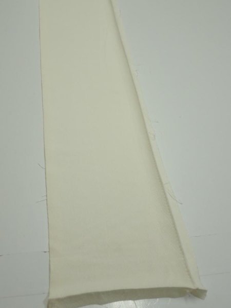 Photo2: 2L05z40  Japanese Kimono Silk  FABRIC  Off-white 61.0x7.1 (2)