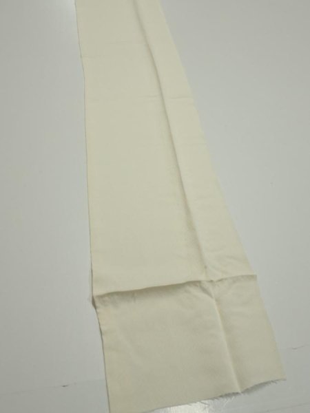 Photo2: 2L07z60  Japanese Kimono Silk  FABRIC  Off-white 83.5x6.9 (2)