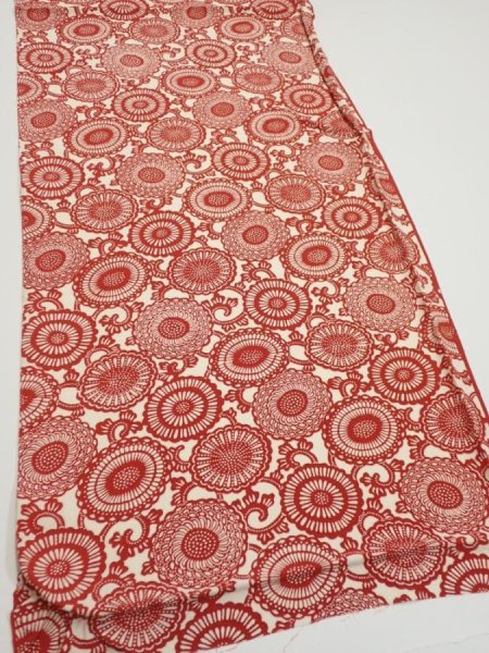 Photo2: 3Q02z70  Japanese Kimono Silk  FABRIC Chrysanthemum Dark red 50.0x14.0 (2)