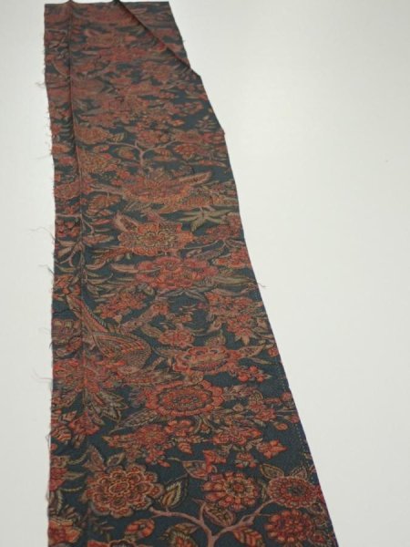 Photo3: 3Q07z50  Japanese Kimono Crepe Silk  FABRIC Flowers Green-Gray 61.4x7.7 (3)