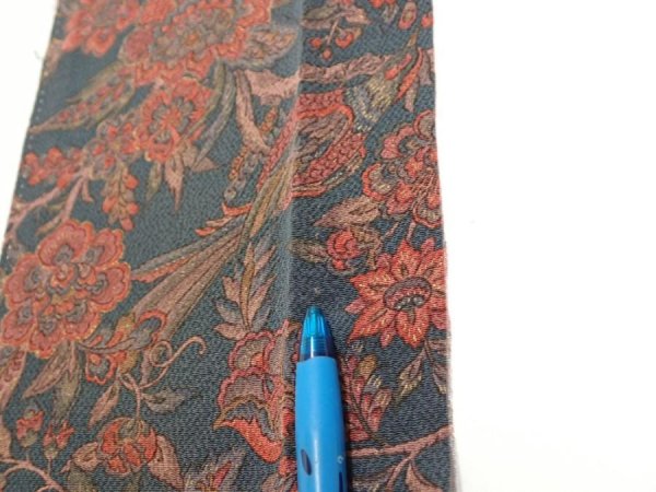 Photo6: 3Q10z30  Japanese Kimono Crepe Silk  FABRIC Flowers Green-Gray 37.8x6.9 (6)