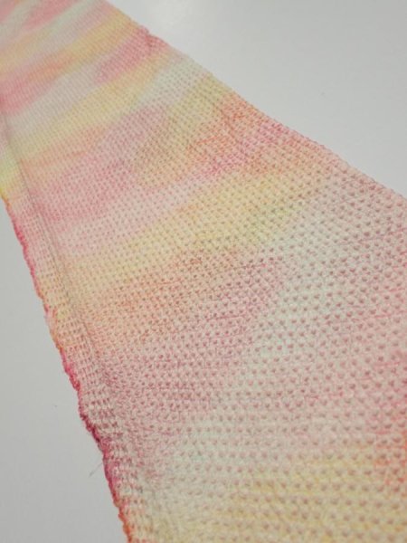 Photo1: 3Q08z30  Japanese Kimono Silk  FABRIC Shibori Pink 55.9x7.1 (1)