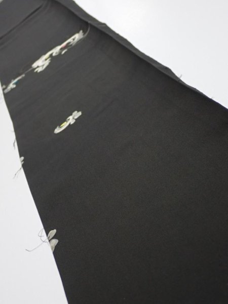 Photo1: 3D08z40  Japanese Kimono Silk  FABRIC Chrysanthemum Black 57.1x7.1 (1)