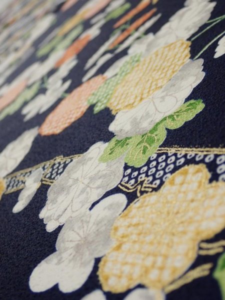 Photo4: 4A06z90  Japanese Kimono Silk  FABRIC Plum blossom Dark navy 67.3x14.2 (4)