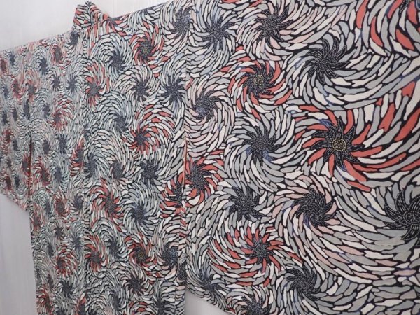 Photo2: 6023T12z400 Antique Japanese Kimono Silk HAORI Flower Gray (2)