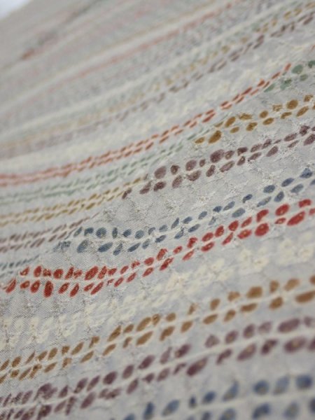 Photo4: 4C06z60  Japanese Kimono Silk  FABRIC Wisteria Light gray 44.5x14.6 (4)