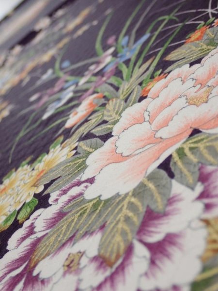 Photo4: 4C01z80  Japanese Kimono Silk  FABRIC Flowers Dark purple 48.8x14.8 (4)