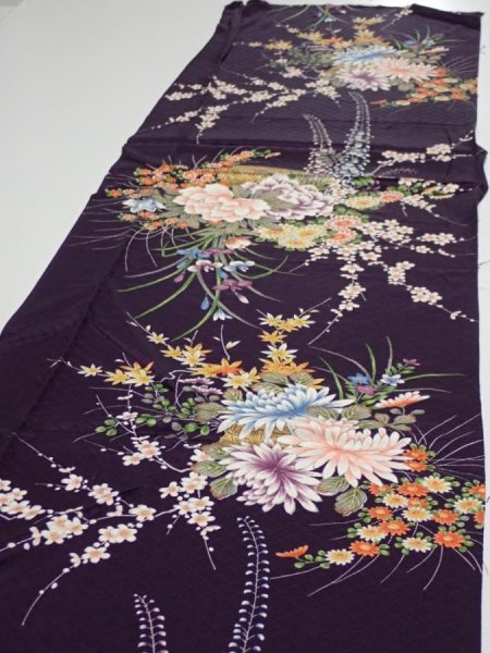 Photo3: 4C04z100  Japanese Kimono Silk  FABRIC Flowers Dark purple 70.1x14.8 (3)