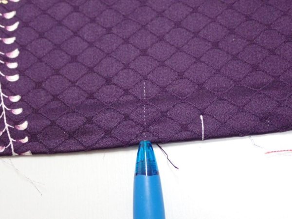 Photo6: 4C06z100  Japanese Kimono Silk  FABRIC Flowers Dark purple 69.7x14.8 (6)